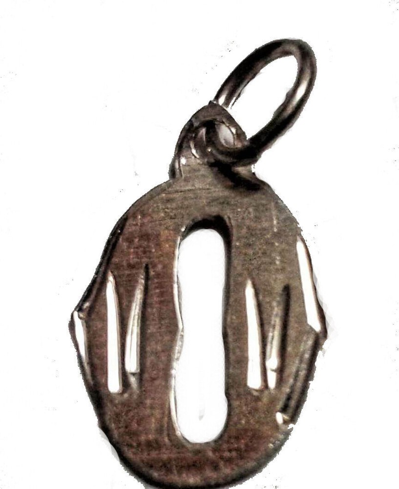 Letter O in solid 925 silver