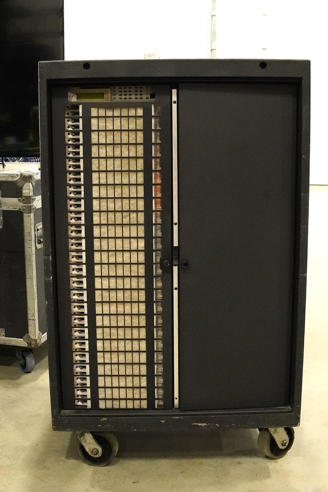 ETC Sensor Dimmer 48 Channel Light Stage Lighting Theater Rig - With Modules