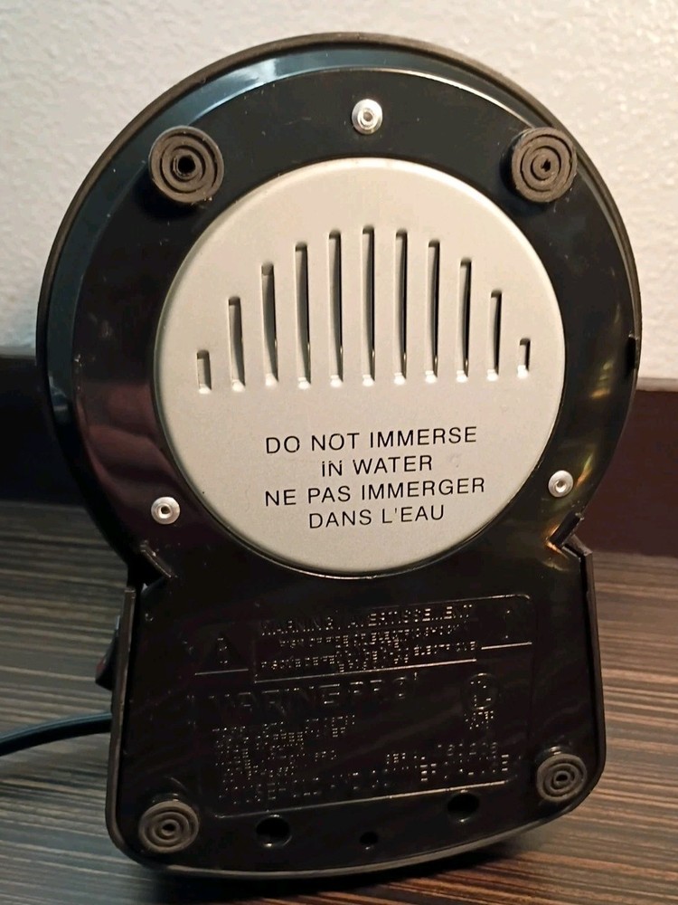 WARING PRO PROFESSIONAL QUALITY 4 CUP COFFEEMAKER WTCM16PC