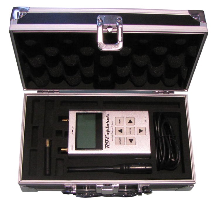RF Explorer 3G Combo Spectrum Analyzer with Advanced Aluminium Carrying Case