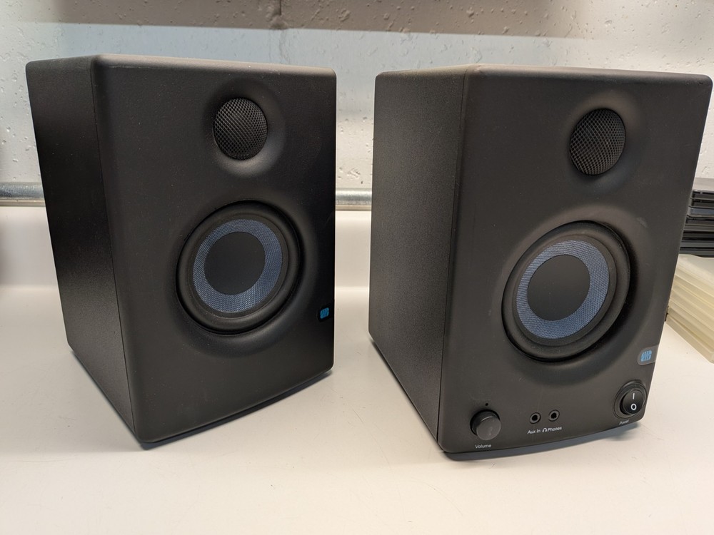 PreSonus Eris E3.5 Reference Near Field Monitors w/ Bluetooth Aux Balanced Ins