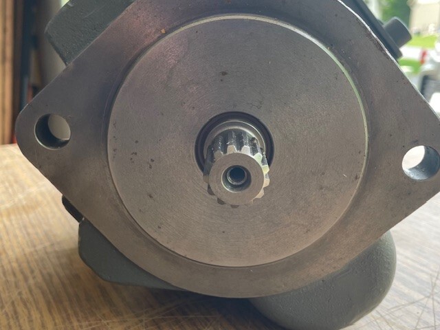 HP2D18XR HYDRAULIC PUMP