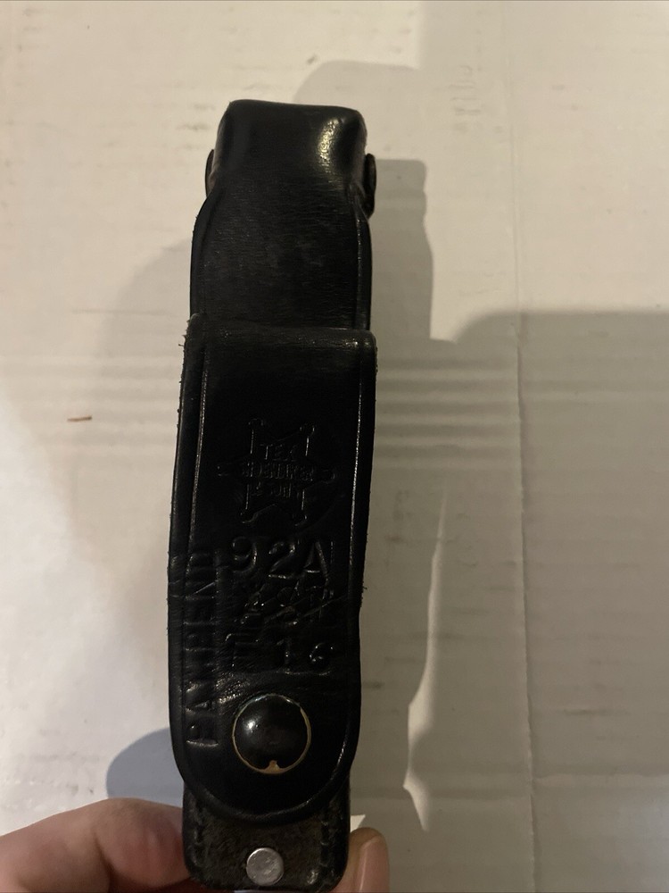 Tex Shoemaker & Sons Flashlight Belt Holder 92A