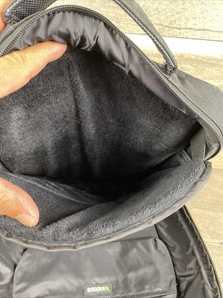 Black Incase ICON Backpack Slim