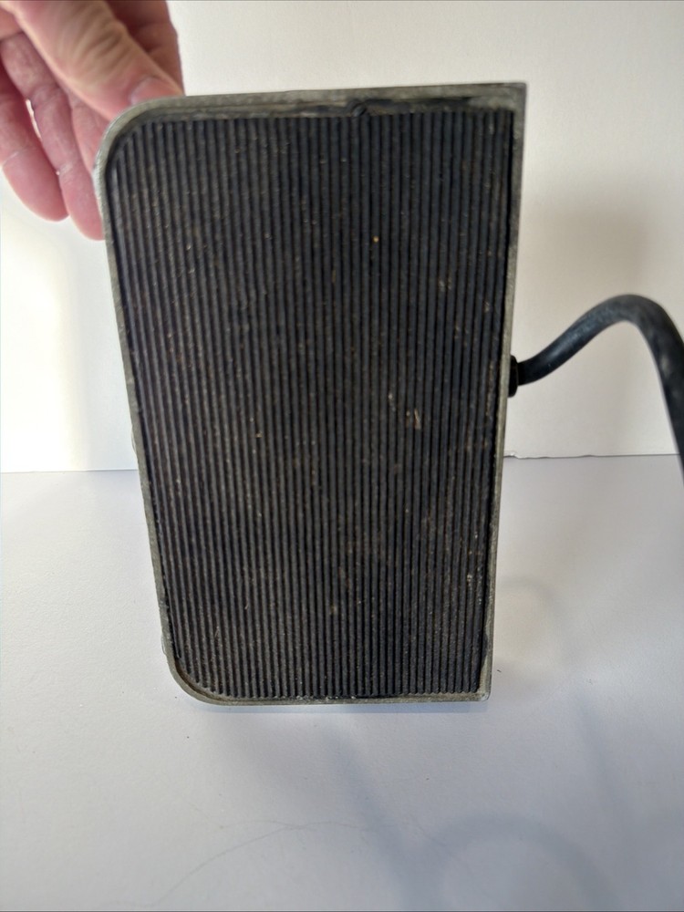 Birtcher Footswitch Cutting with Coagulation