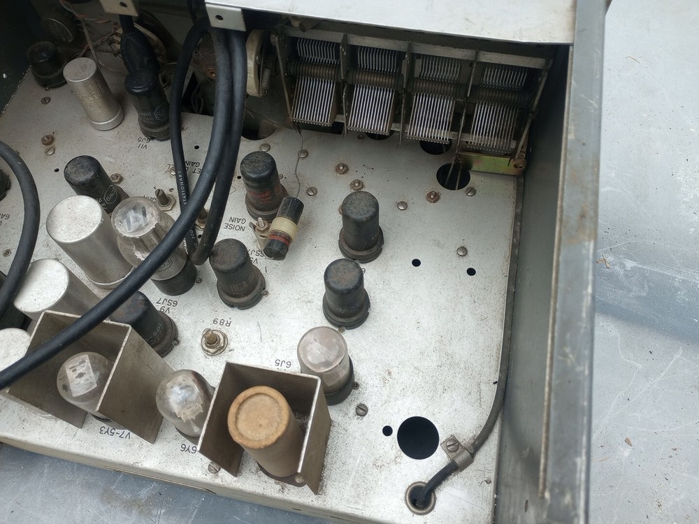 HP Model 330 B Distortion Analyzer