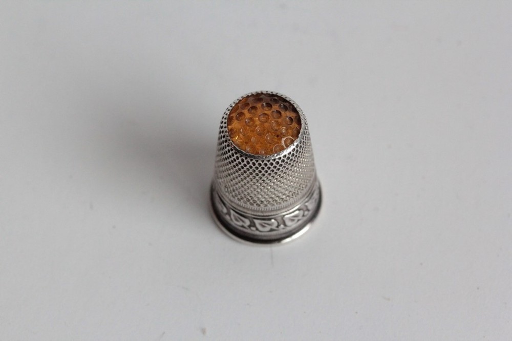 Silver thimble (75731)