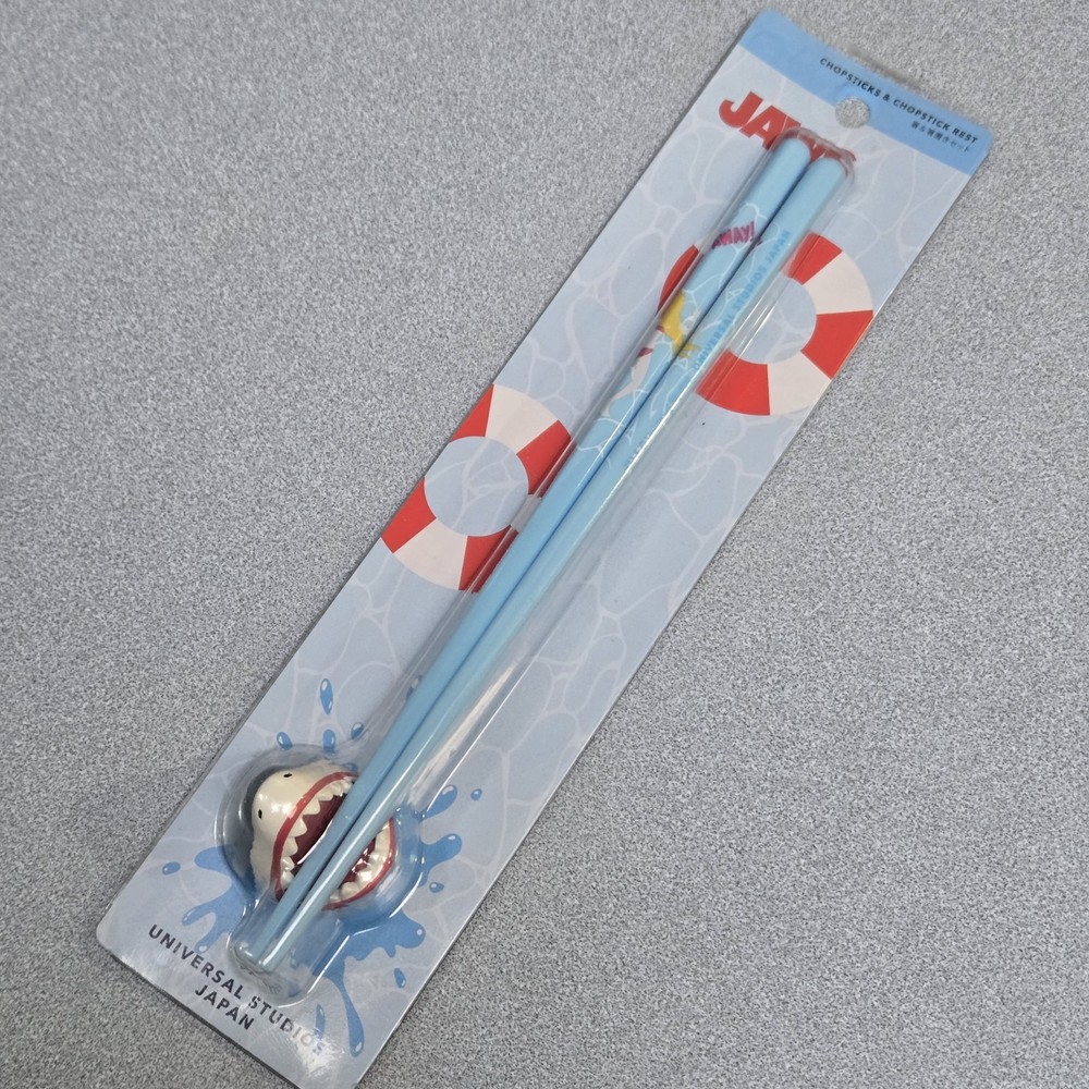 JawsChopsticks & Chopstick Rest Set Universal Studios Japan