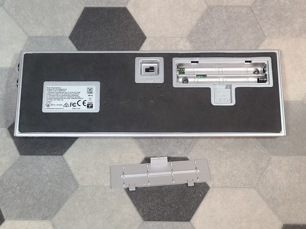 IK Multimedia iRig BlueBoard MIDI Pedalboard Controller
