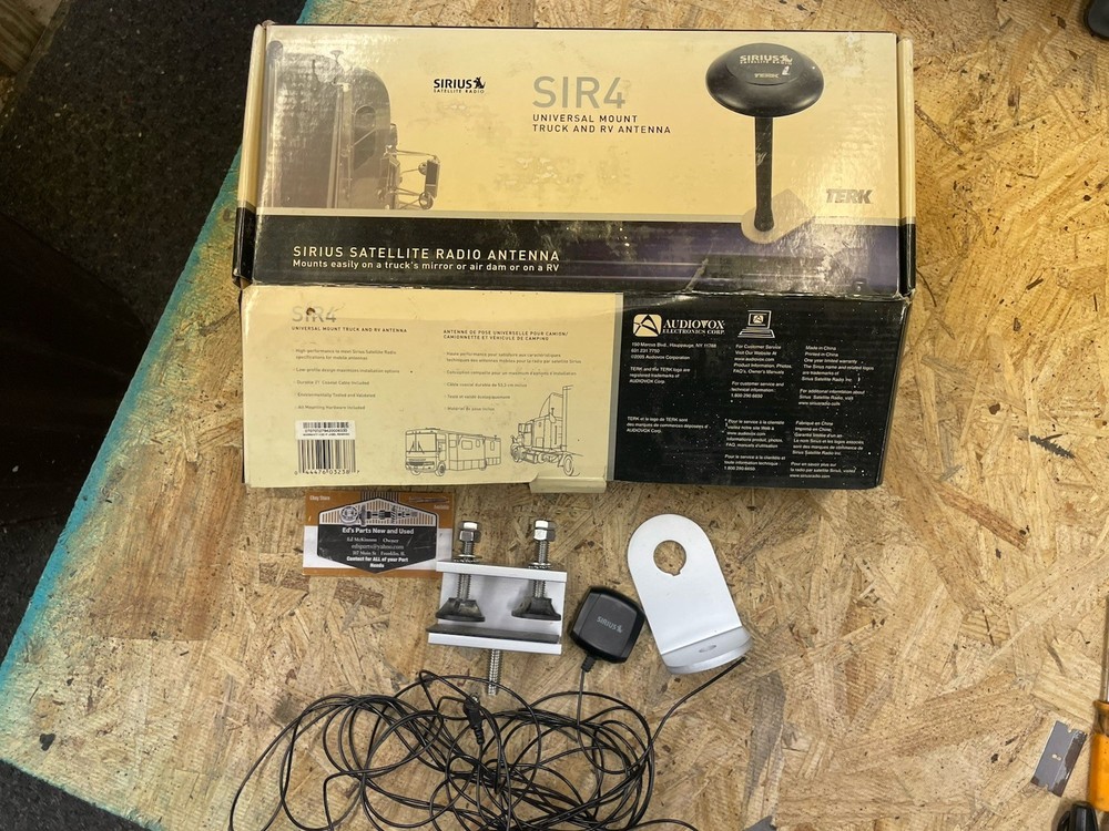 SIR4 Antenna Mount Kit