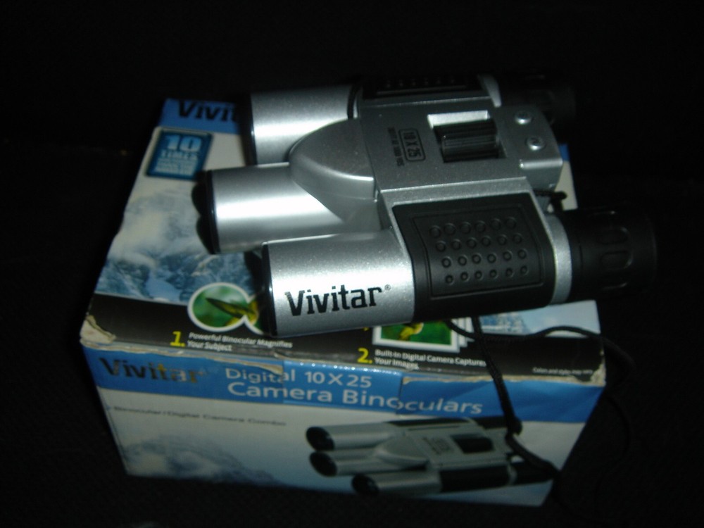 vivatar digital binoculars andcamera combined , together+disc