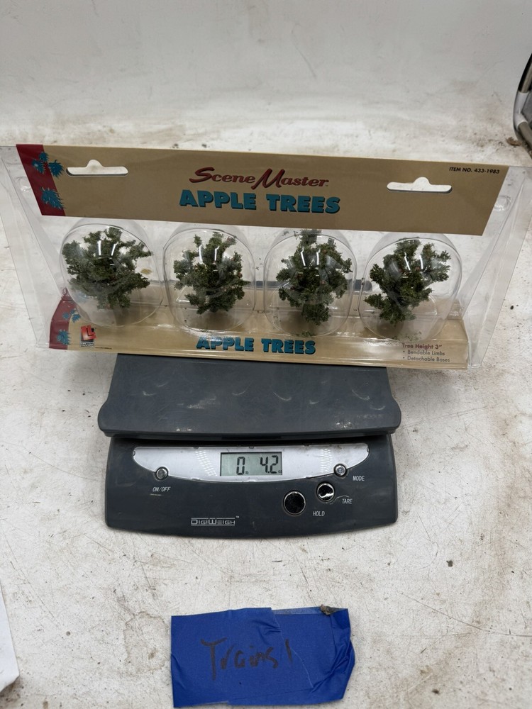 Scene Master Apple Trees 3” 433-1983