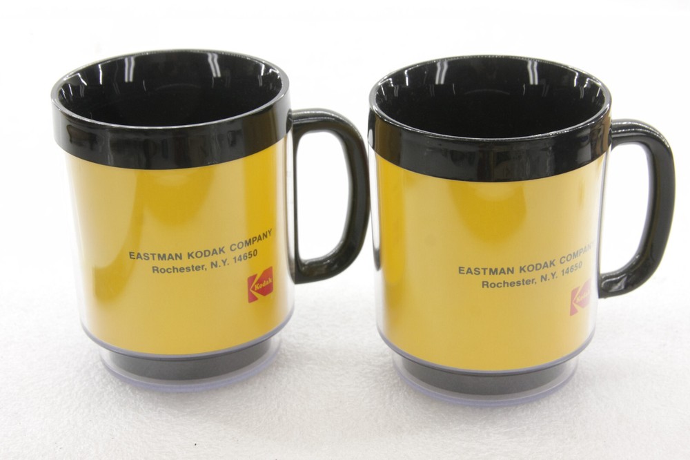 West Bend 30-Cup Coffee Percolator in Kodak Developer Wrap 2Mug Needs Power USED