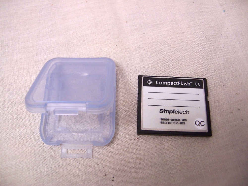 SimpleTech Compact Flash - 256 MB with case - untested