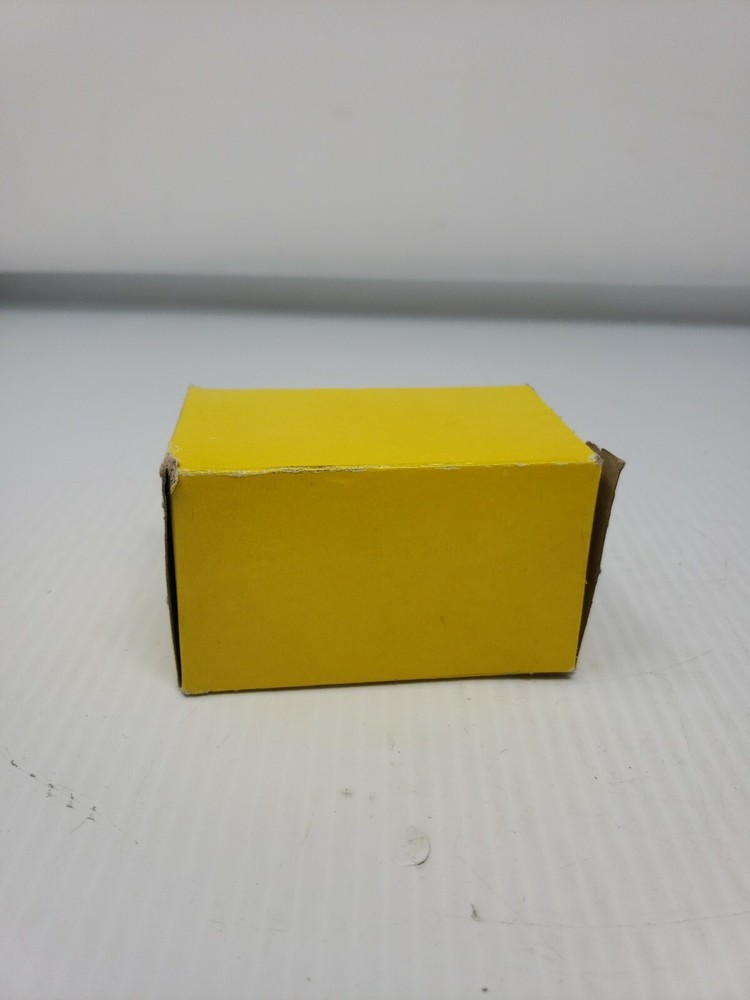 Hubbell HBL9330 Flush Mount