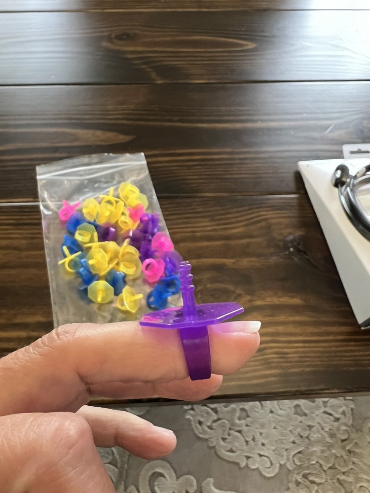 Plastic ring pop ring bases (50 ct.) for homemade ringpops