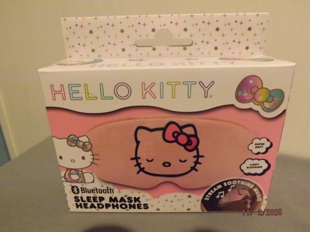 Hello Kitty Bluetooth Sleep Mask Headphones NEW