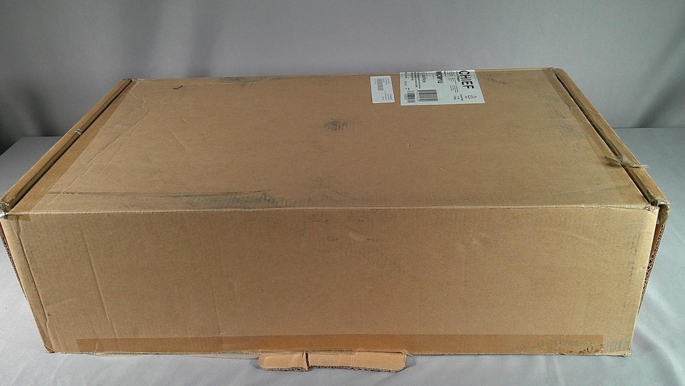 Chief FUSION Medium Flat Panel Ceiling Mount MCM1U ***NEW OPEN BOX***