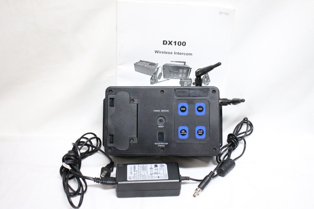 HME DX100 Wireless Intercom System Belt Pack BP200 4 User with Headsets bundle