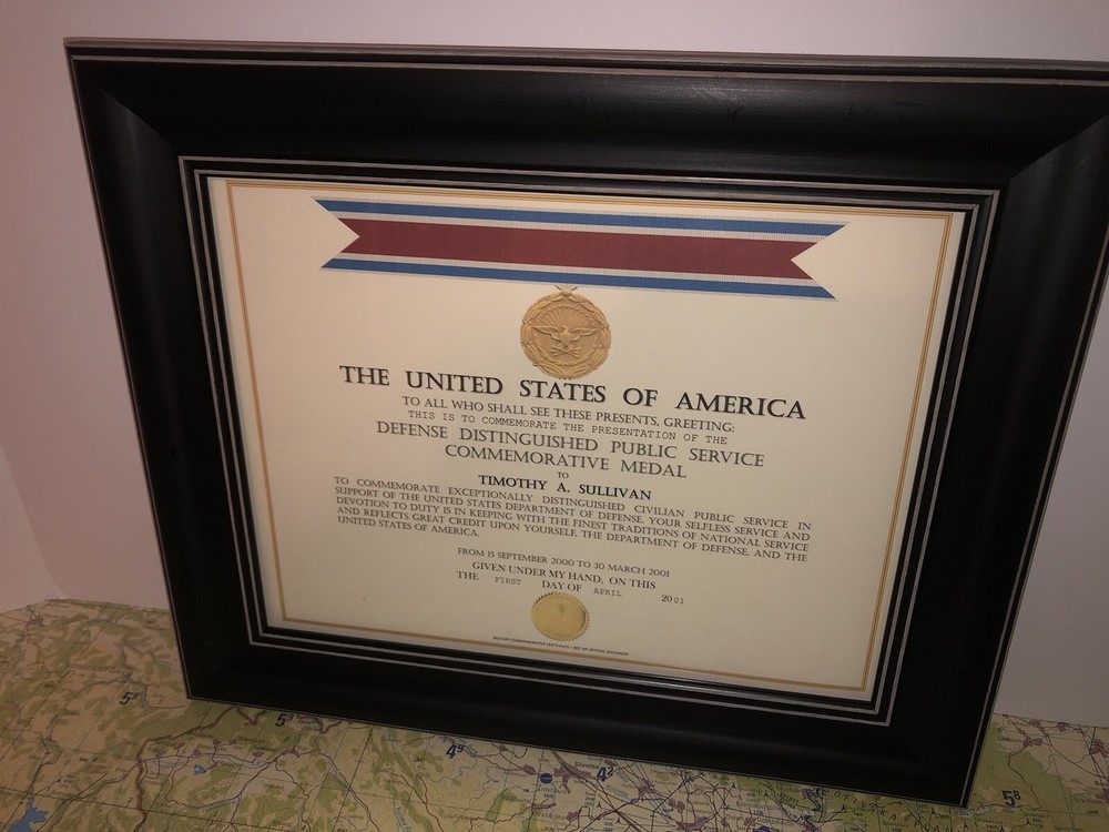 DEFENSE DISTINGUISHED PUBLIC SERVICE COMMEMORATIVE MEDAL CERTIFICATE ~ Type-1