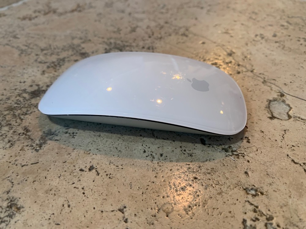 Apple Magic Mouse 2 Wireless Mouse - White (A1657)