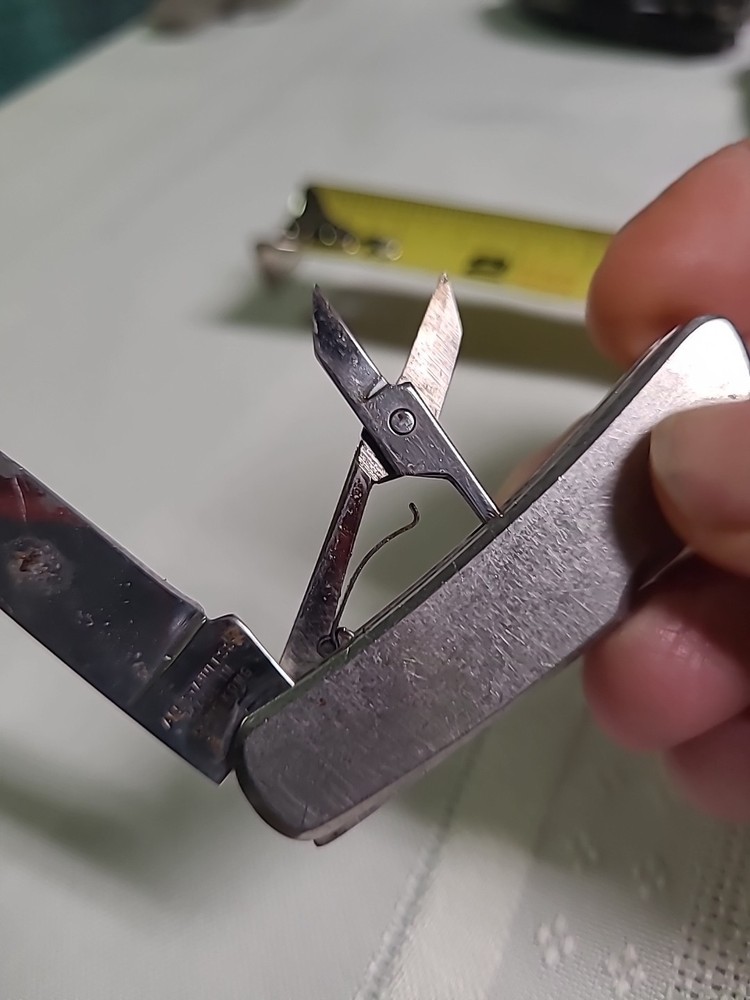 silver eagle knife (BIN B)