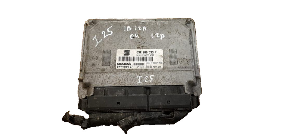 2004 SEAT IBIZA  1.2 PETROL  ECU ENGINE CONTROL UNIT  03E906033P