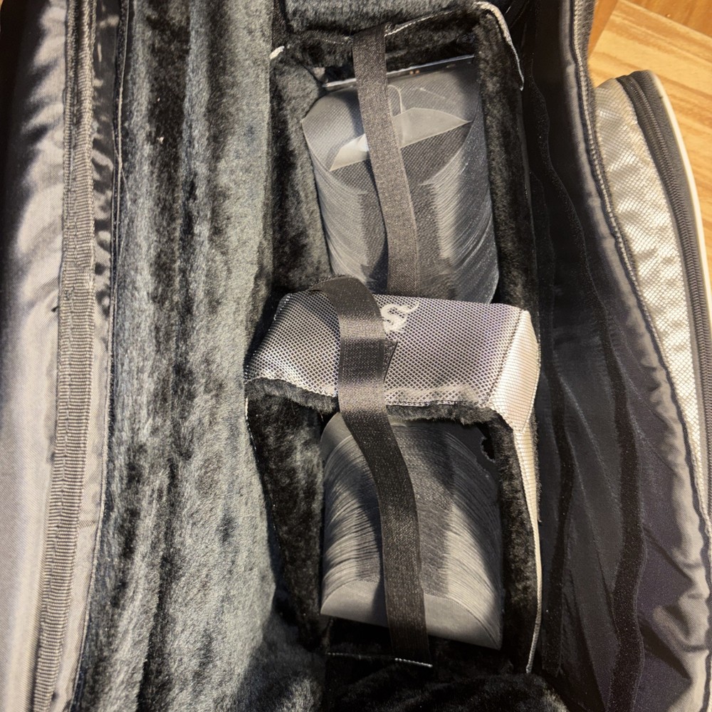 Gigskinz CD/LP DJ Equipment Rolling Bag