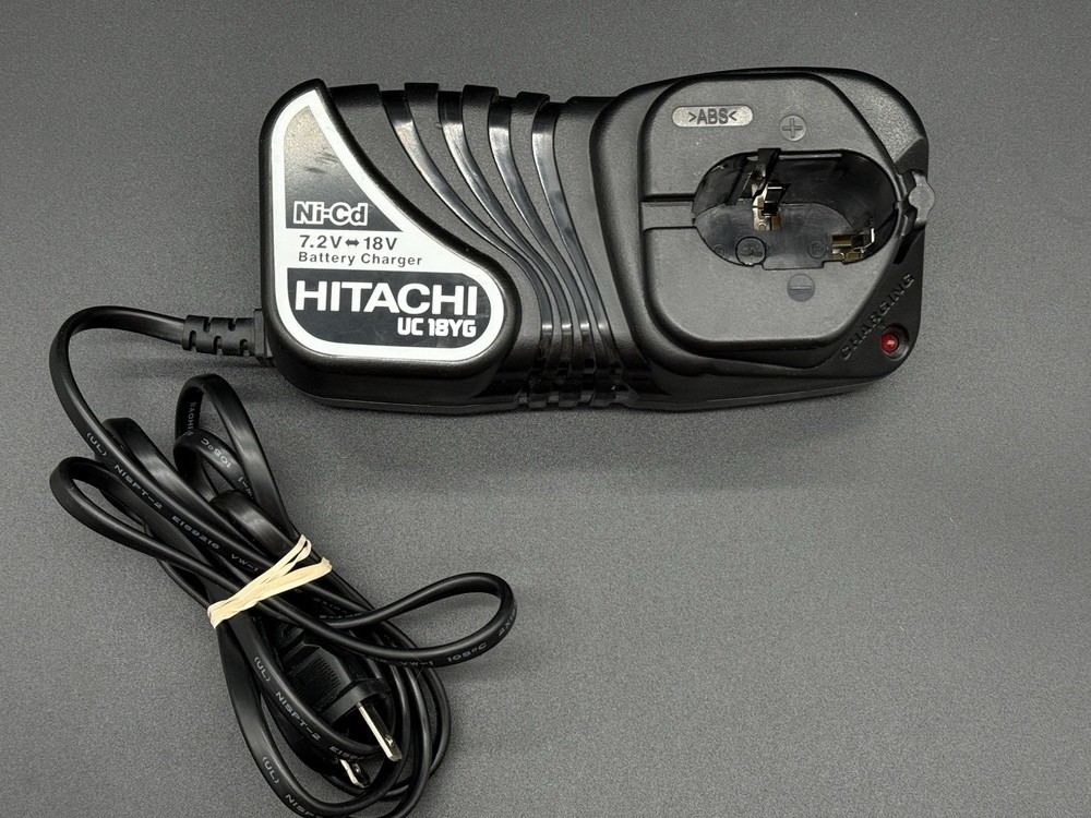 HITACHI Tools DS 18DVF3 18 Volt Drill Combo 2 Batteries Charger Case READ