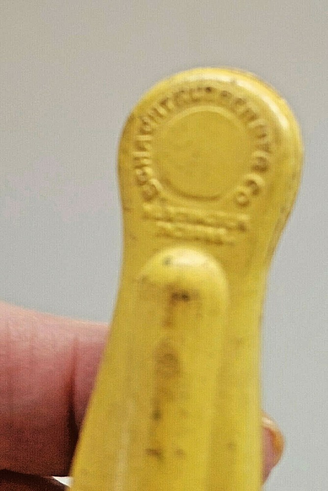 DAISY SPATULA/SCRAPER SCHACHT RUBBER MFG.