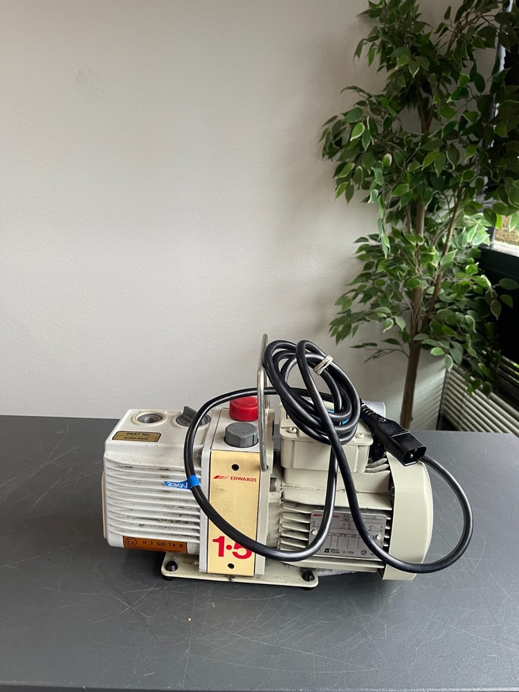 Edwards E2M1.5 Rotary Vane Dual Stage Vacuum Pump 230V