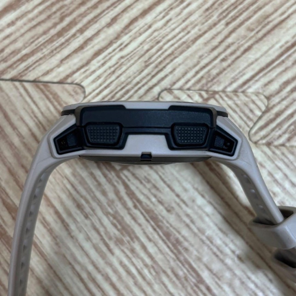 Garmin Smartwatch Beige with Charging Cable INSTINCT