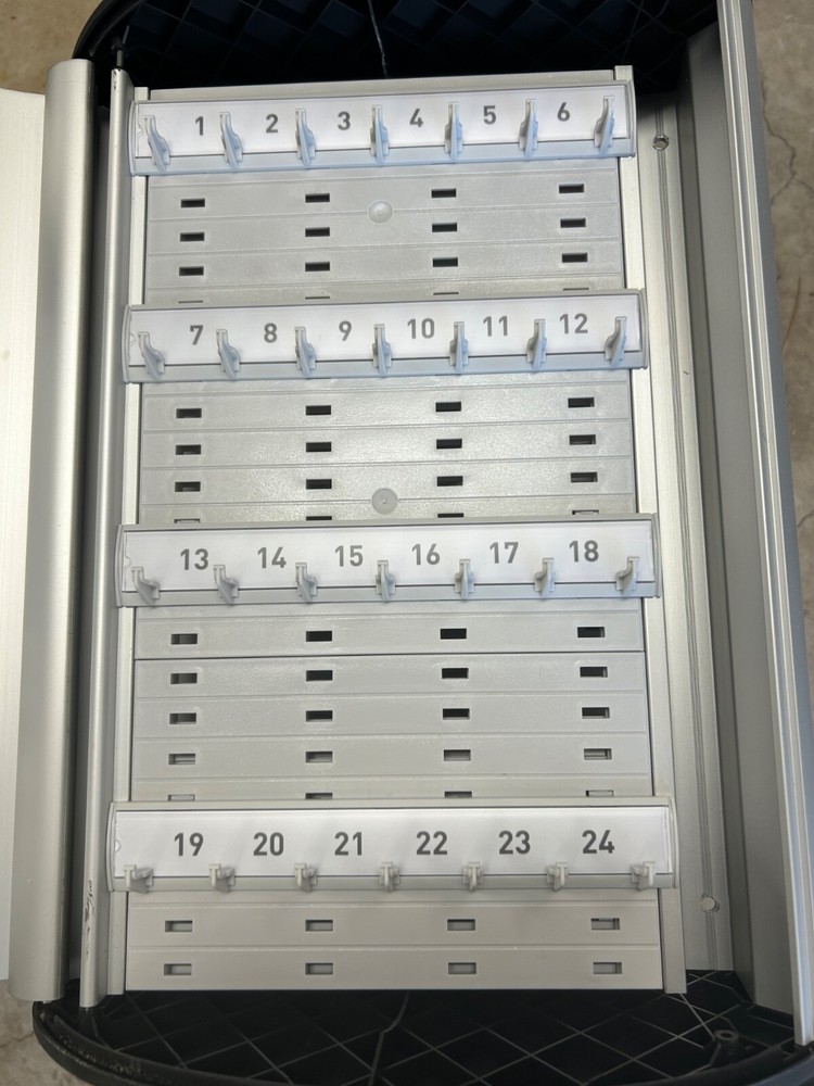 Durable Key Box 72 - Silver