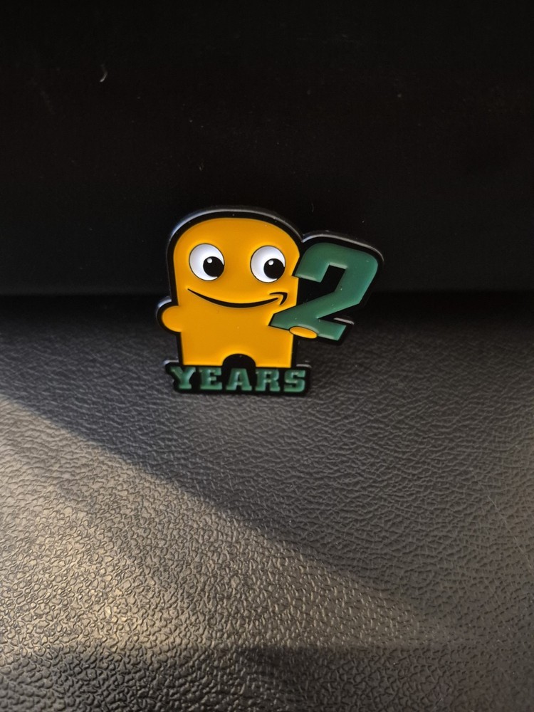 Amazon Celebrate 2 Years Peccy Pin