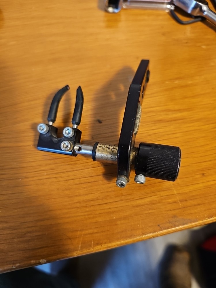 Quick Tune Arrow Rest By NAP For Compound Bow Archery Drop