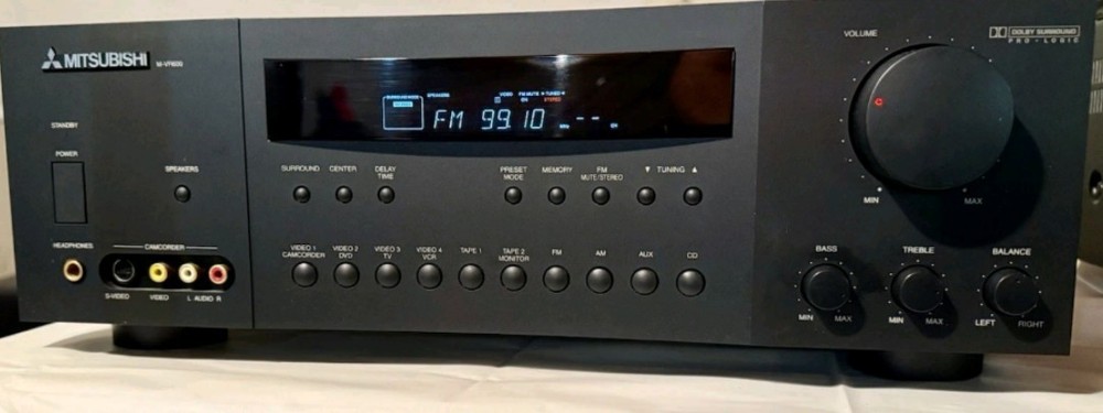 Mitsubishi M-VR600 Audio Video Receiver Works.