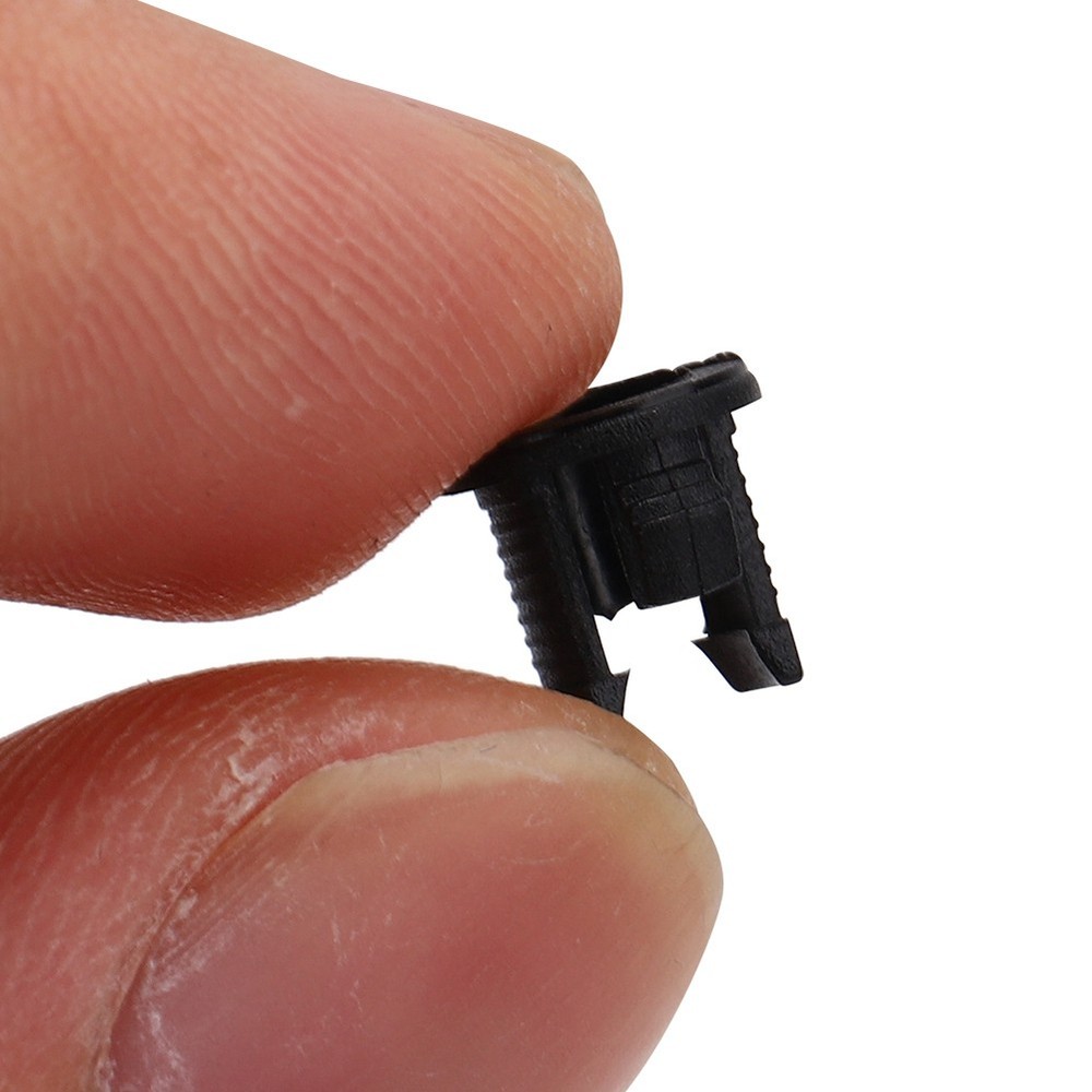 200Pcs LED Lamp Diode Holder Bulb Socket Bracket Mount Plastic Black 5mm