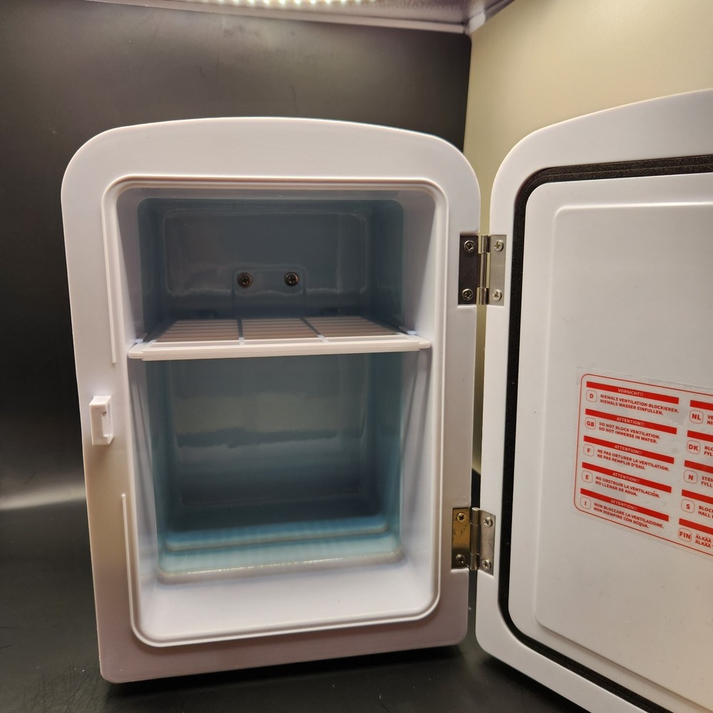 ANTARCTIC STAR COMPACT REFRIGERATOR, PORTABLE MINI FRIDGE, 4L - WHITE