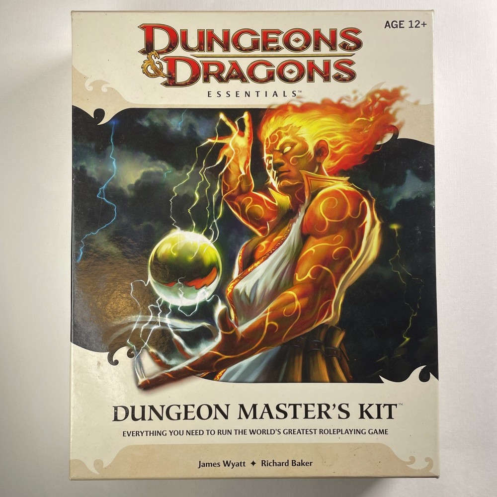 Dungeons & Dragons Essentials Dungeon Master's Kit 2010 Complete Not Used