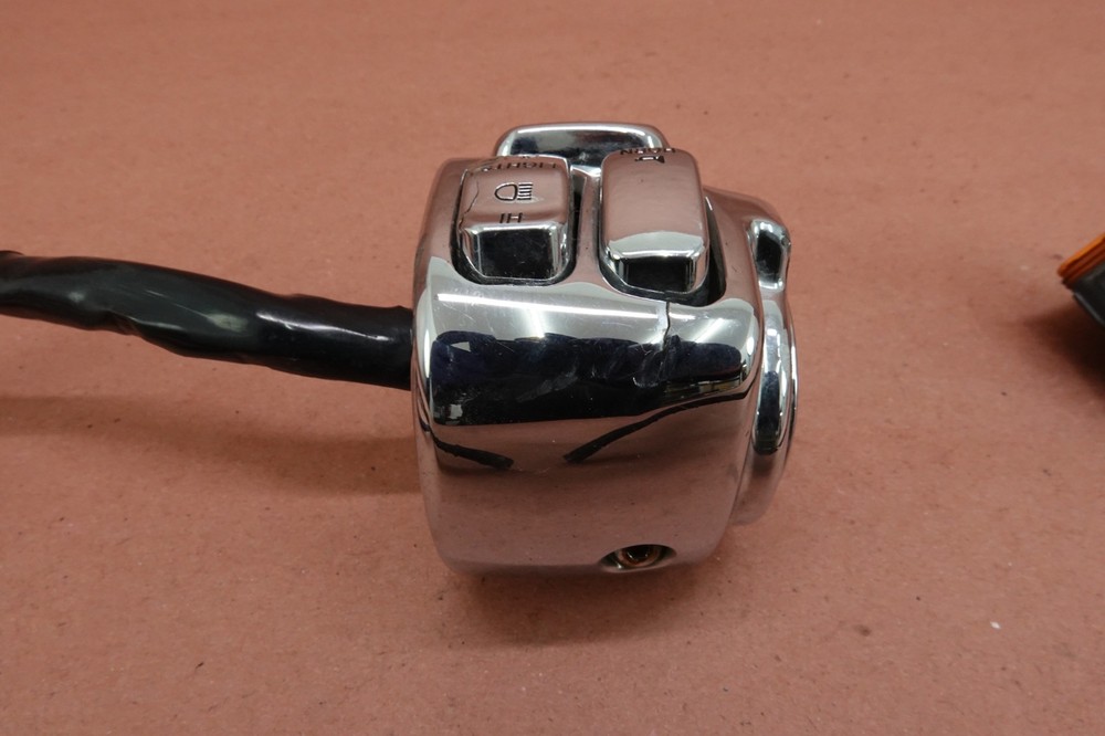 2000-2006 Harley Davidson Electra Glide LEFT HAND CHROME SWITCH