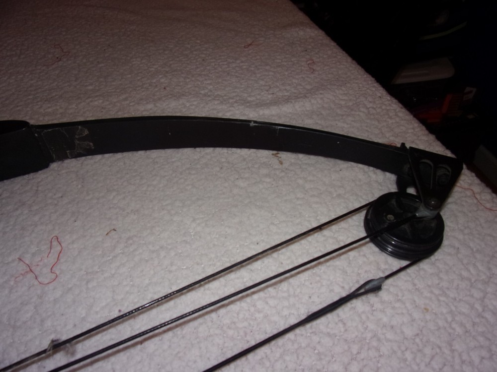 Vintage Ben Pearson Compound Bow