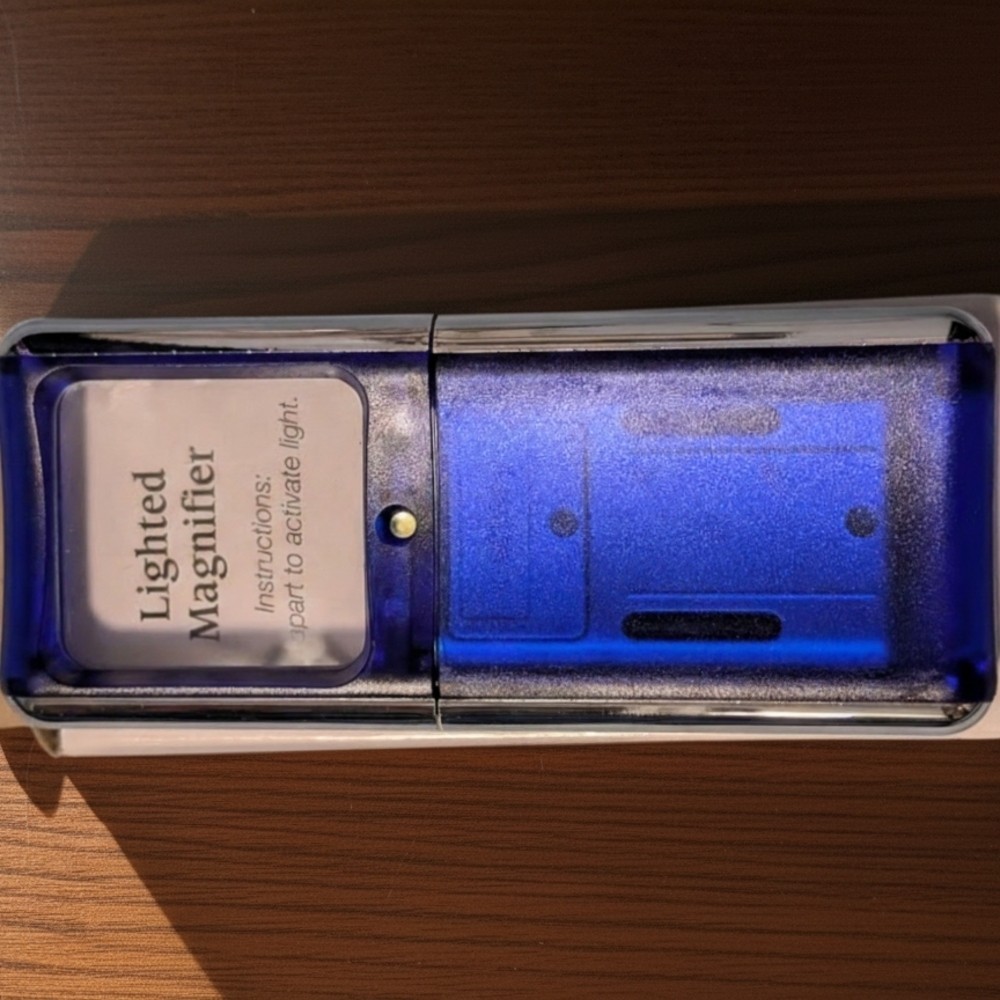 Lighted Magnifier (New)