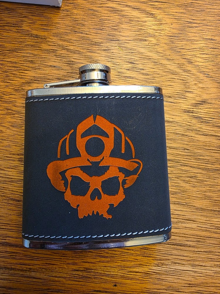 Black Helmet Punisher FD Flask in red
