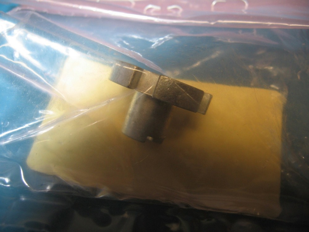 New HP Handle Gear 0050-1756