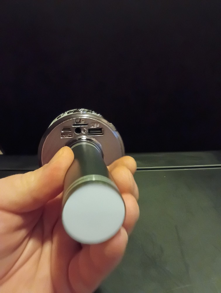 Hand Held Karaoke Microphone White/ Silver Tested- Works!