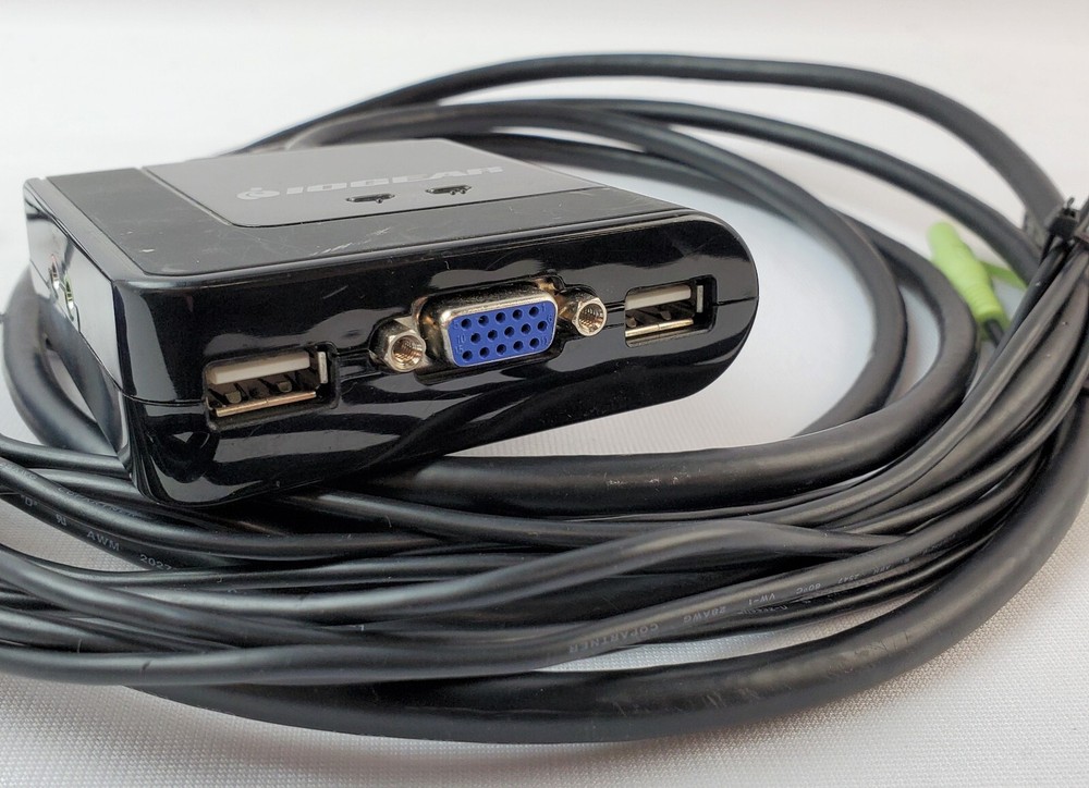 Iogear GCS72U Network Switch