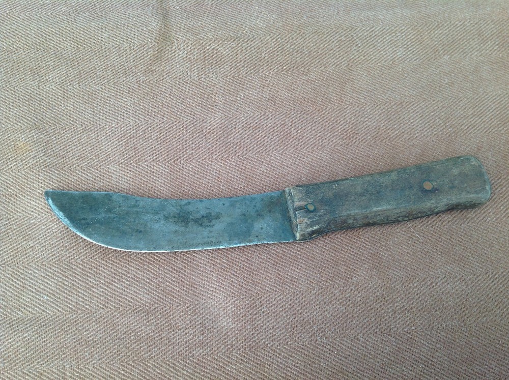Vintage Curved Skinning Knife