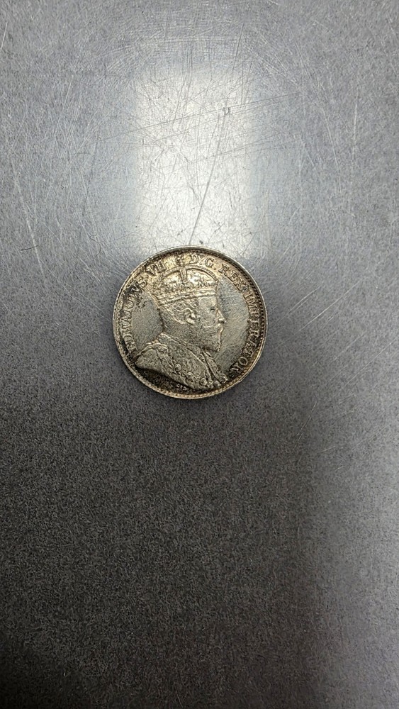 1908 Canadqin 5 Cent Piece Partial Brockage