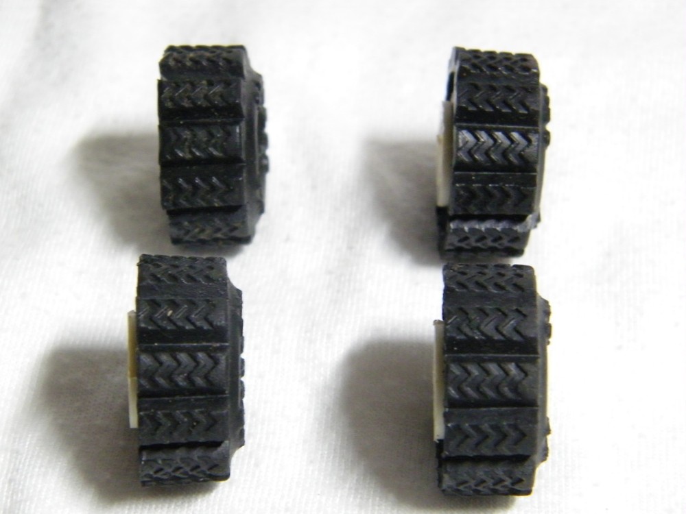 Stomper wheels and tires