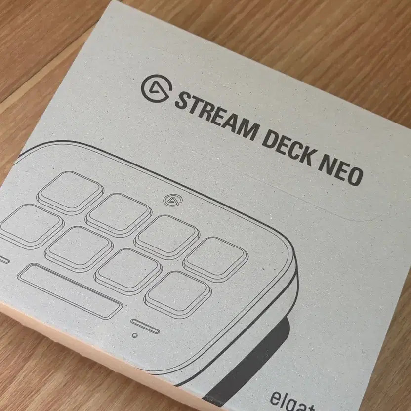 Elgato Stream Deck Neo Full Box Streaming Control Device Official